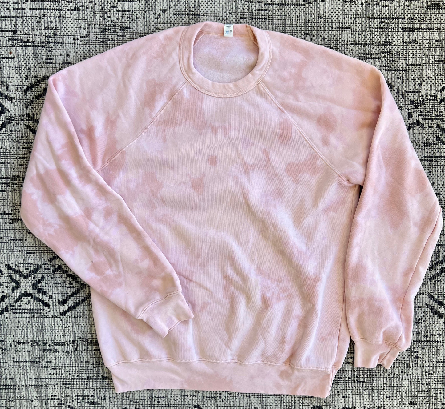 Ready-to-Ship Bleached Crewneck & Hoodie Sweatshirts