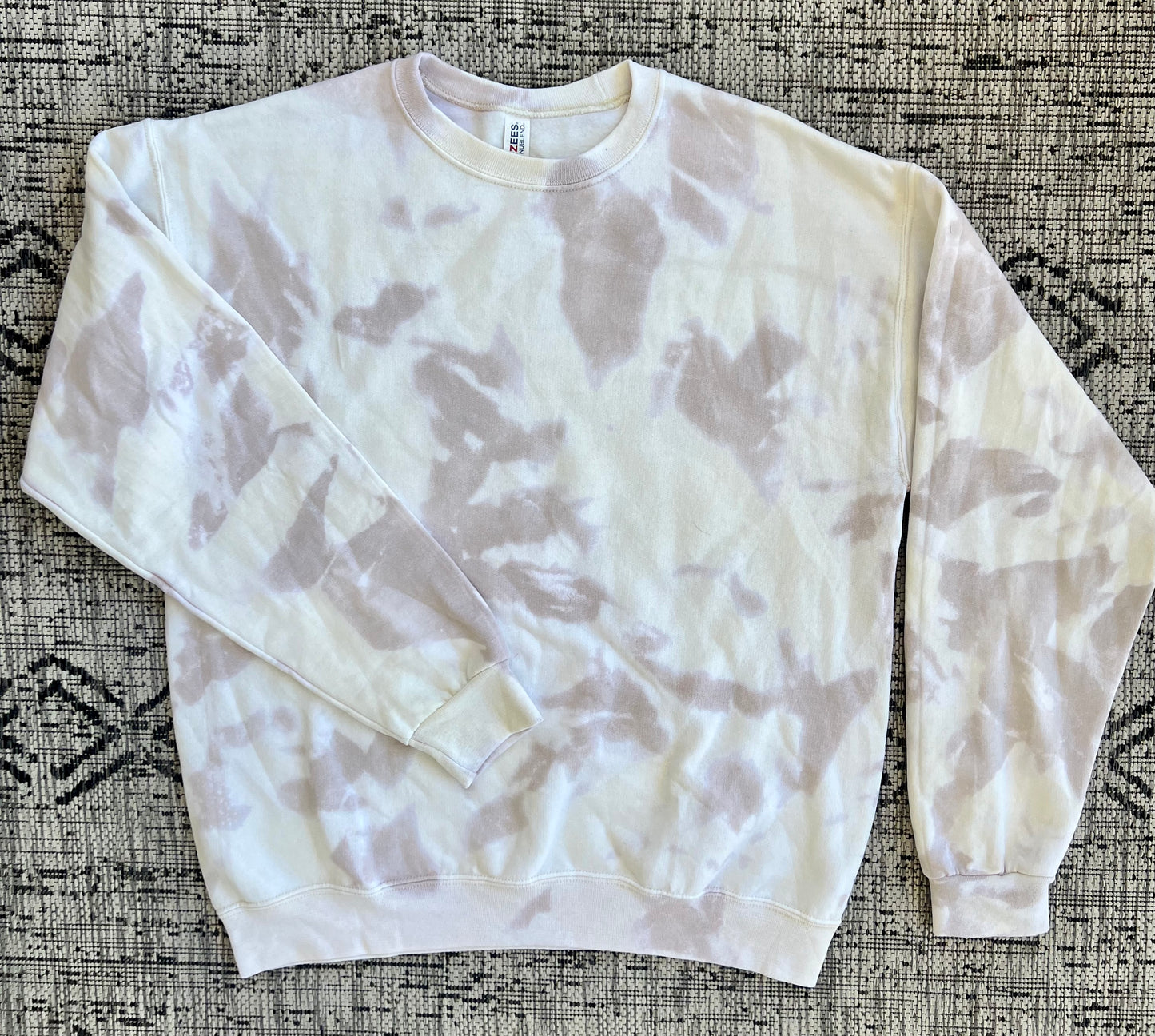 Ready-to-Ship Bleached Crewneck & Hoodie Sweatshirts