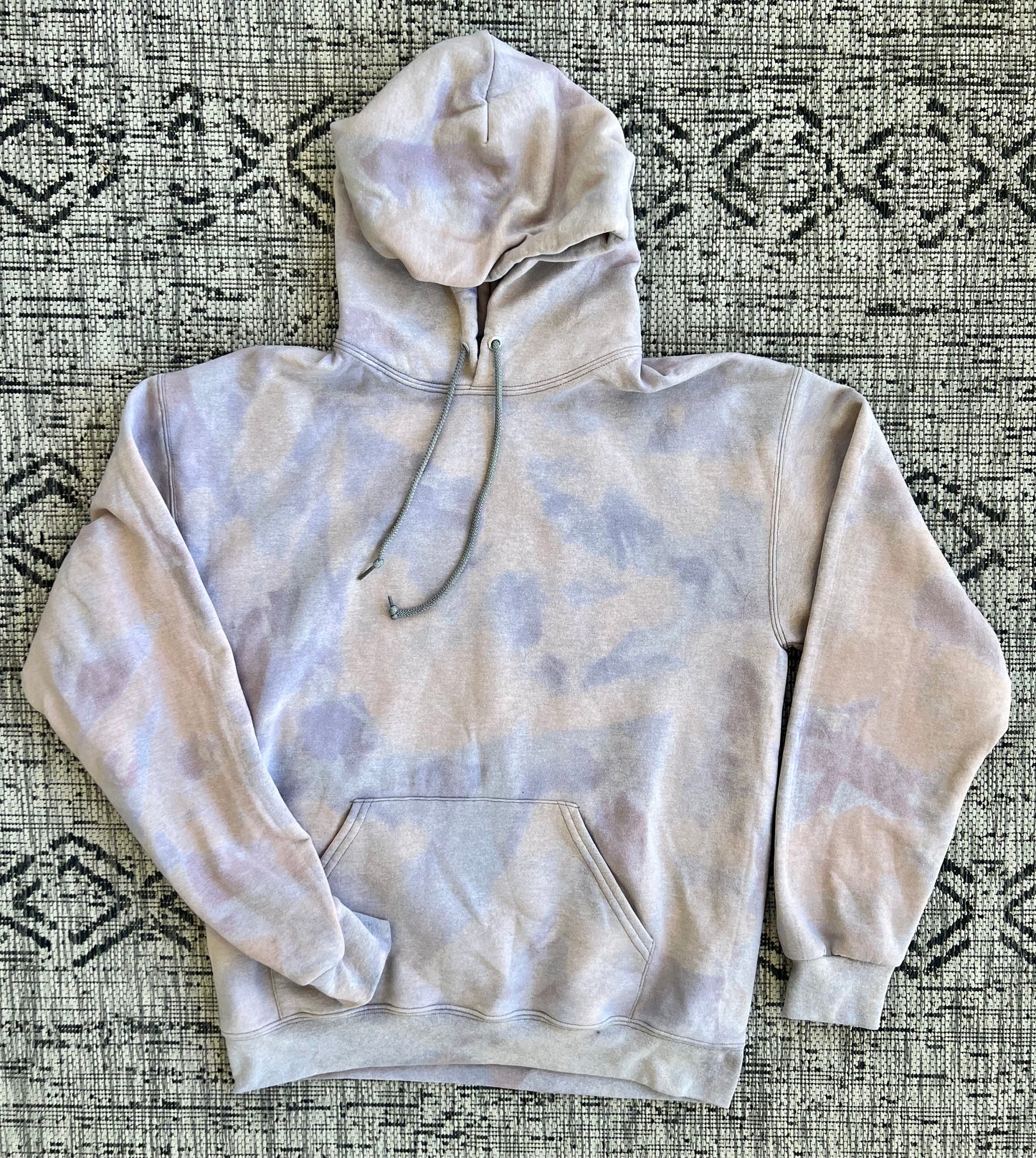 Ready-to-Ship Bleached Crewneck & Hoodie Sweatshirts