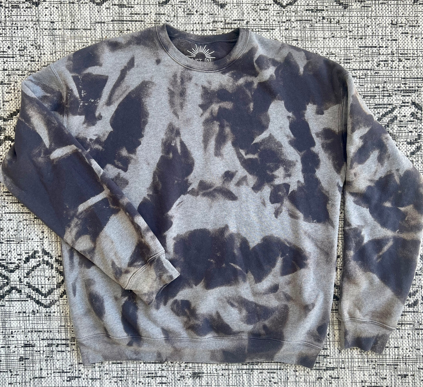 Ready-to-Ship Bleached Crewneck & Hoodie Sweatshirts